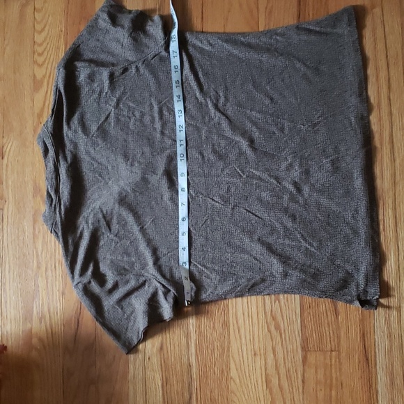 Talbots Medium tan and black women's  w/rouched  neck design neck w/ stretch - Picture 5 of 6